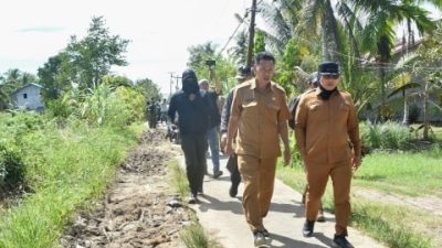 Infrastruktur Jadi Prioritas: Sujiwo Tinjau Langsung Jalan Rusak dan Dermaga Kumuh