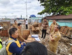 PKL Ganggu Akses Darurat RSUD Soedarso, Satpol PP Lakukan Penertiban