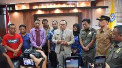 Bupati Sujiwo Tegaskan Penertiban PKL di Kubu Raya Bukan Penggusuran