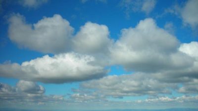 BMKG Kalbar Ingatkan Warga: Hujan Lebat dan Petir 19–21 Agustus 2025