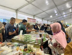 Berburu Takjil Sungai Raya, Ekonomi Bangkit