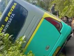 Bus Rombongan Pengantin Terbalik di Sumsel, 3 Luka Berat